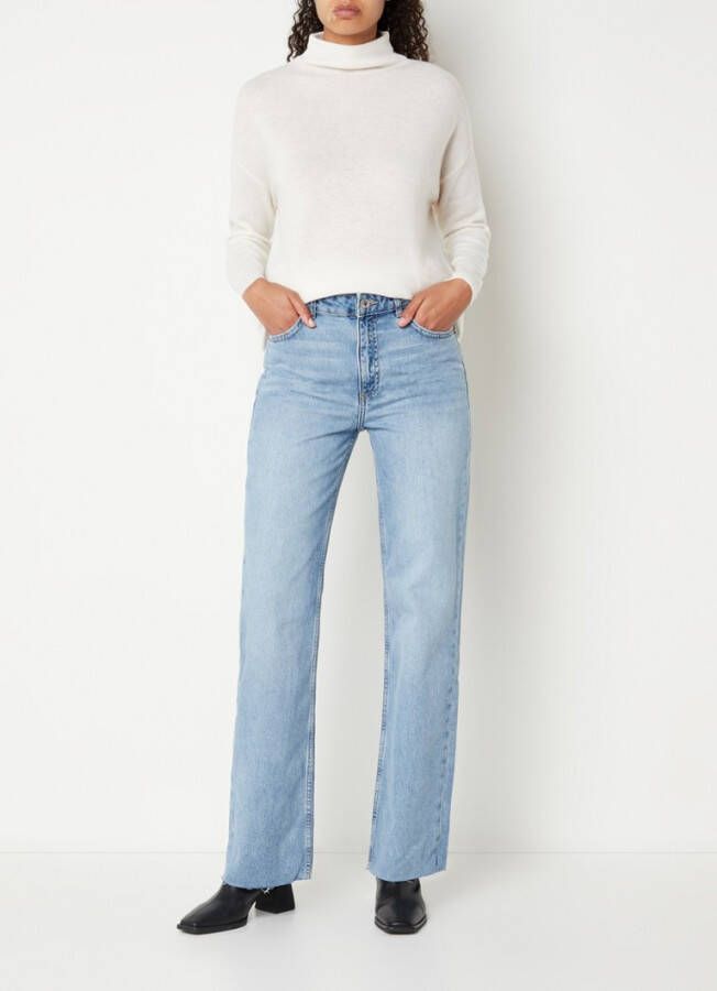 Mango Danila high waist bootcut jeans met gerafelde zoom