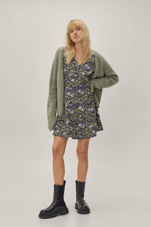 boohoo Doorknoop Retro Bloemen Mini Jurk, Multi