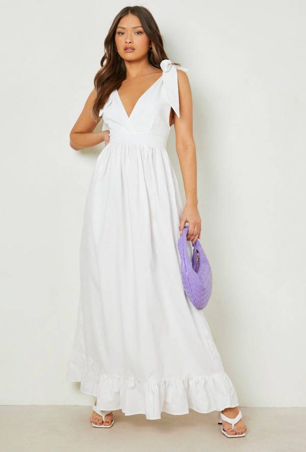 boohoo Maxi Jurk Met Ceintuur, Laag Decolleté, En Laagjes, White