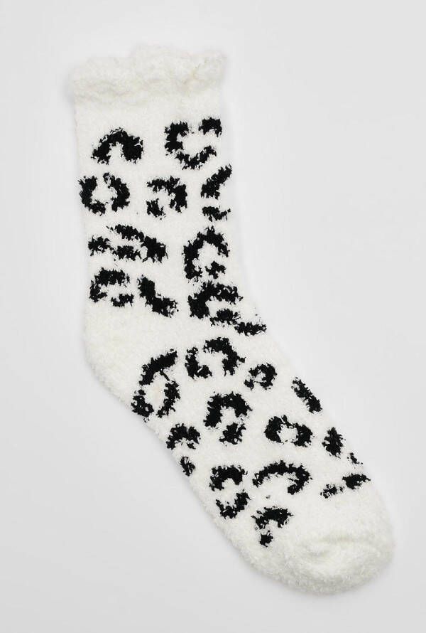 boohoo Pluizige Luipaardprint Bed Sokken, Multi