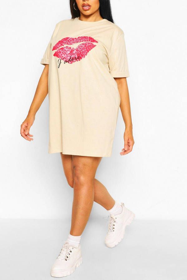 boohoo Plus J'Adore T Shirtjurk Met Lippen, Steenrood
