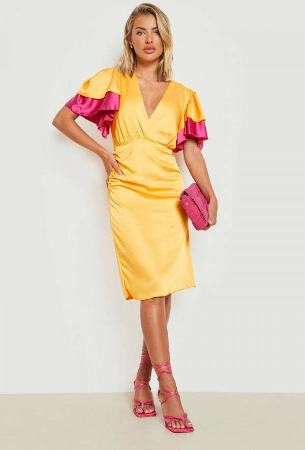 boohoo Satijnen Midi Jurk Met Ruches En Laag Decolleté,, Orange