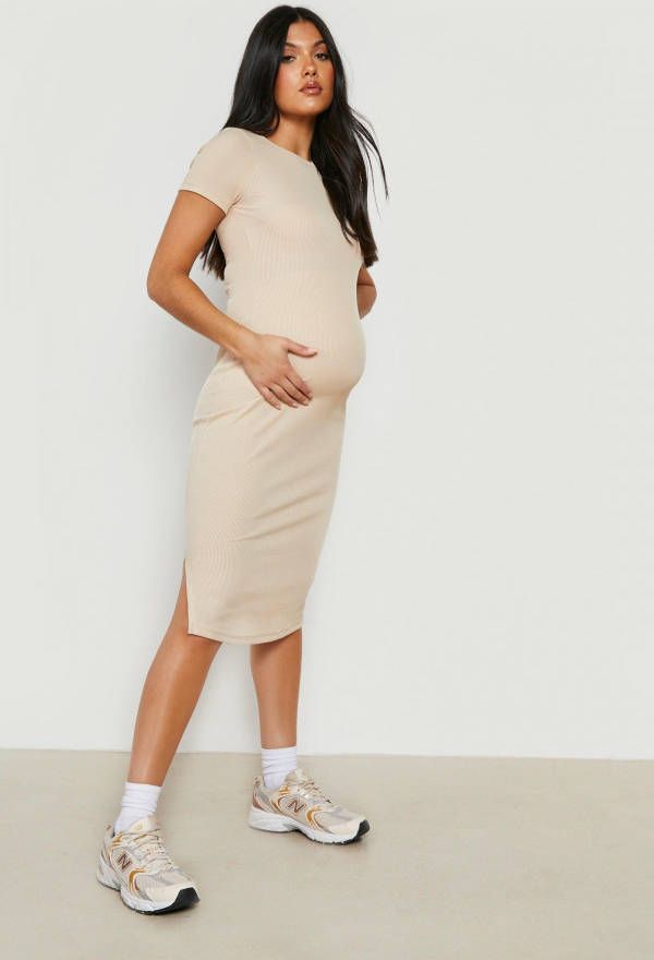 boohoo Zwangerschap Geribbelde Midi Jurk Met Korte Mouwen, Stone
