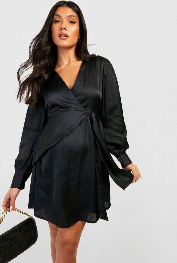 boohoo Zwangerschap Satijnen Mini Skater Jurk, Black
