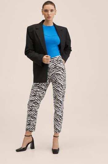 Mango Gabi fijngebreide trui met pofmouw en ribstructuur