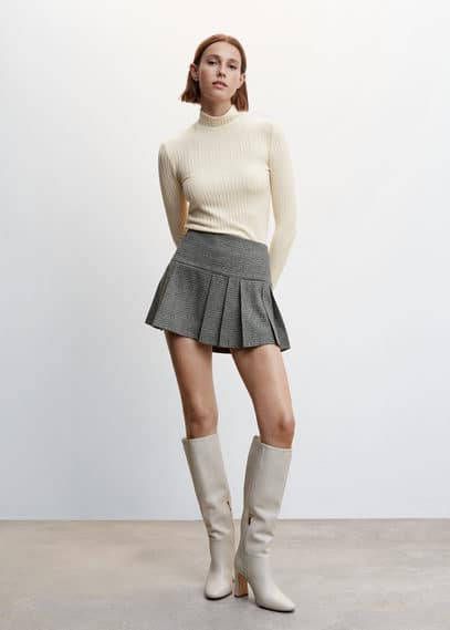 Mango Figa fijngebreide top met structuur en opstaande kraag