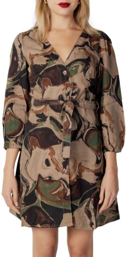 Desigual trapeze jurk met all over print en plooien kaki