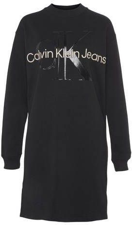 Calvin Klein Sweatjurk GLOSSY MONOGRAM CREW NECK DRESS met grote jeans logoprint