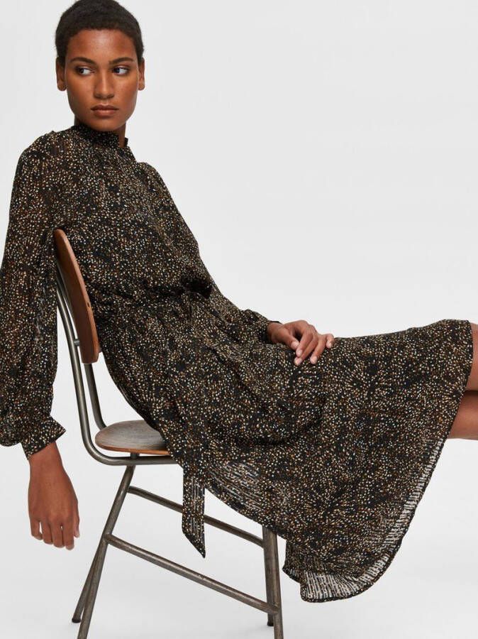 SELECTED FEMME semi-transparante jurk Misanti-inger met all over print en ceintuur zwart/bruin
