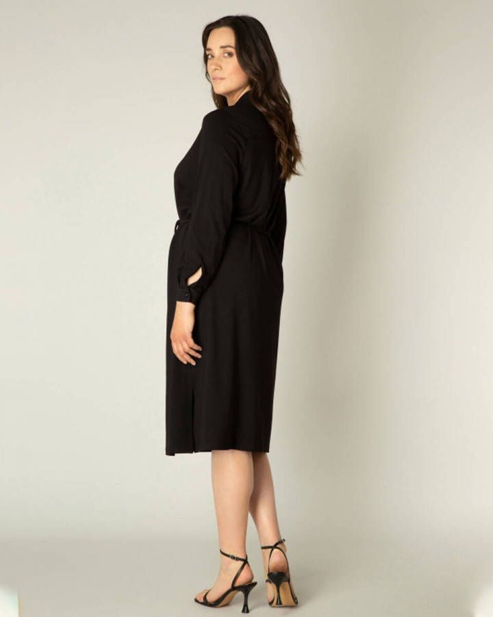 Base Level Curvy by Yesta doorknoopjurk Aylem met ceintuur zwart